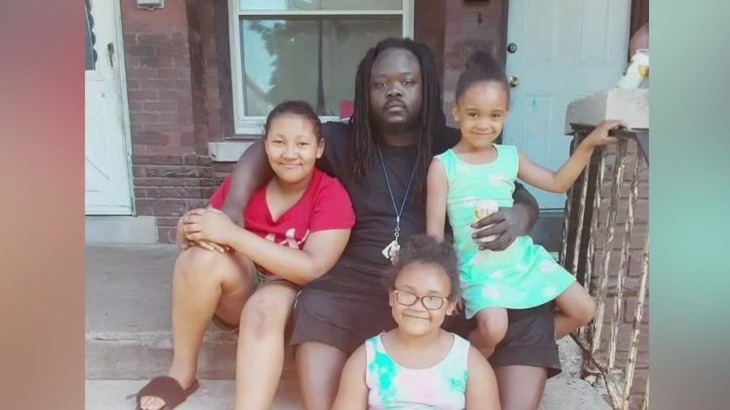 Father killed outside Milwaukee bar